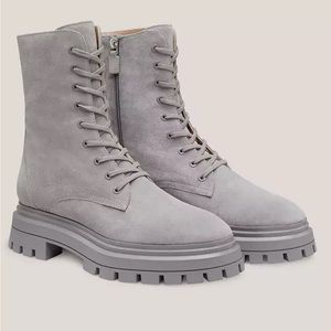 Stuart Weitzman - NWT Bedford sleek lace-up bootie